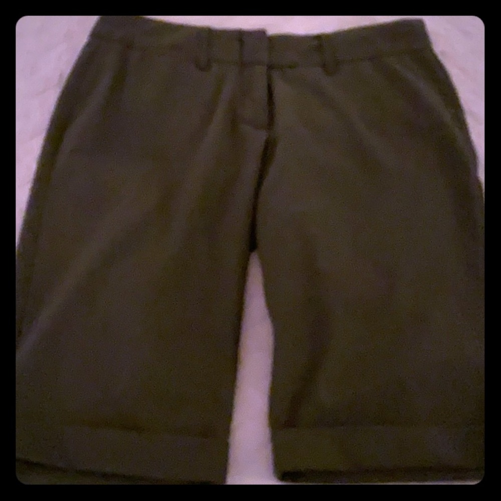 The Limited Drew Fit Black Bermuda Shorts-Knee Len